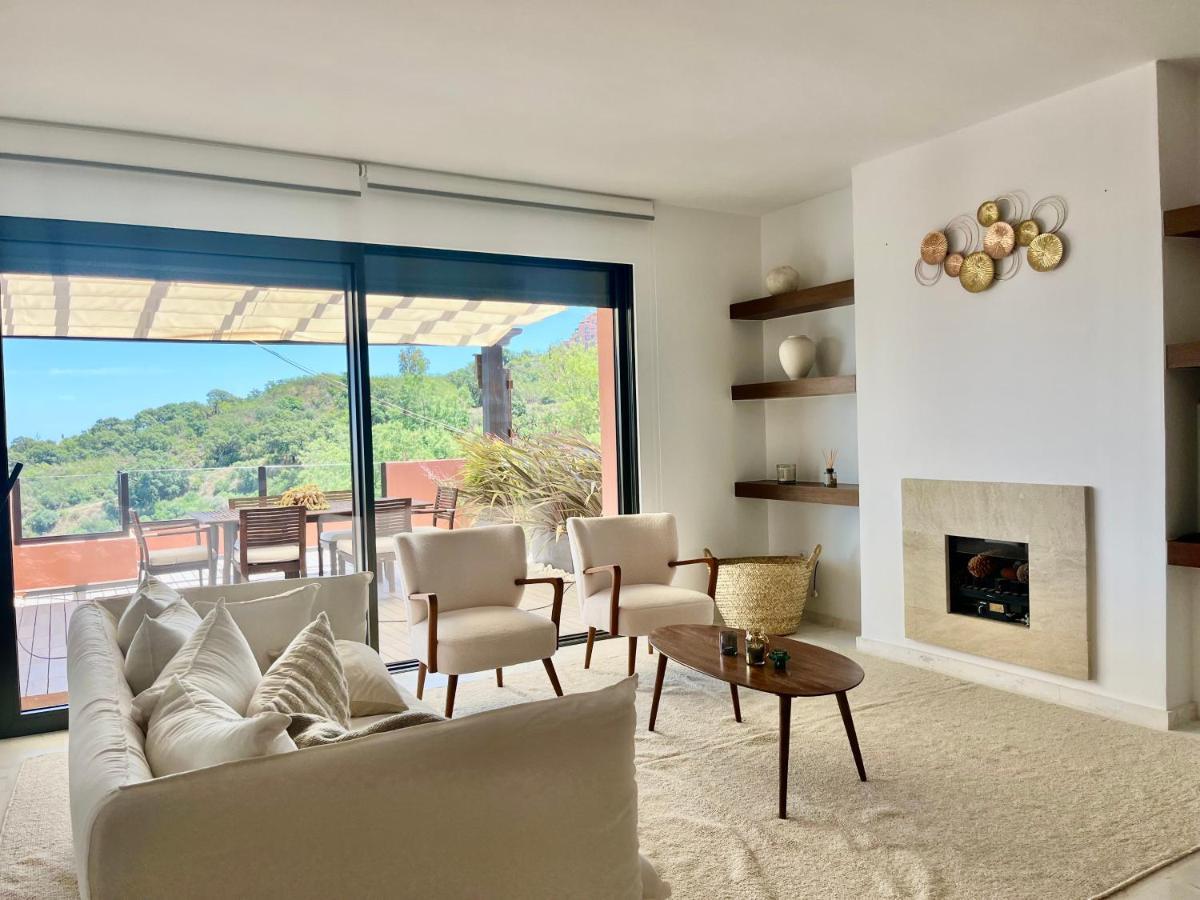 Bright Apartment In The Hills Of Elviria Malaga Exterior photo